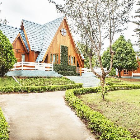 Aye Thar Yar Golf Resort Taunggyi Exterior photo