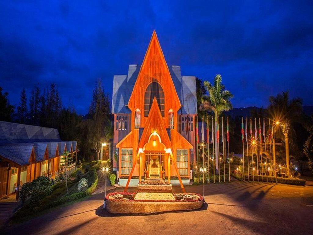 Aye Thar Yar Golf Resort Taunggyi Exterior photo