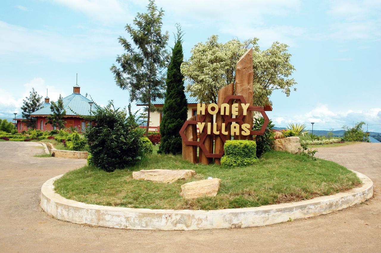 Aye Thar Yar Golf Resort Taunggyi Exterior photo